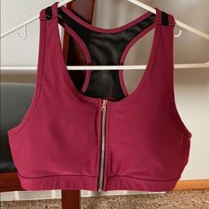 Women’s sports bra